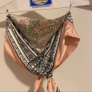 Superdown Bandana tie top